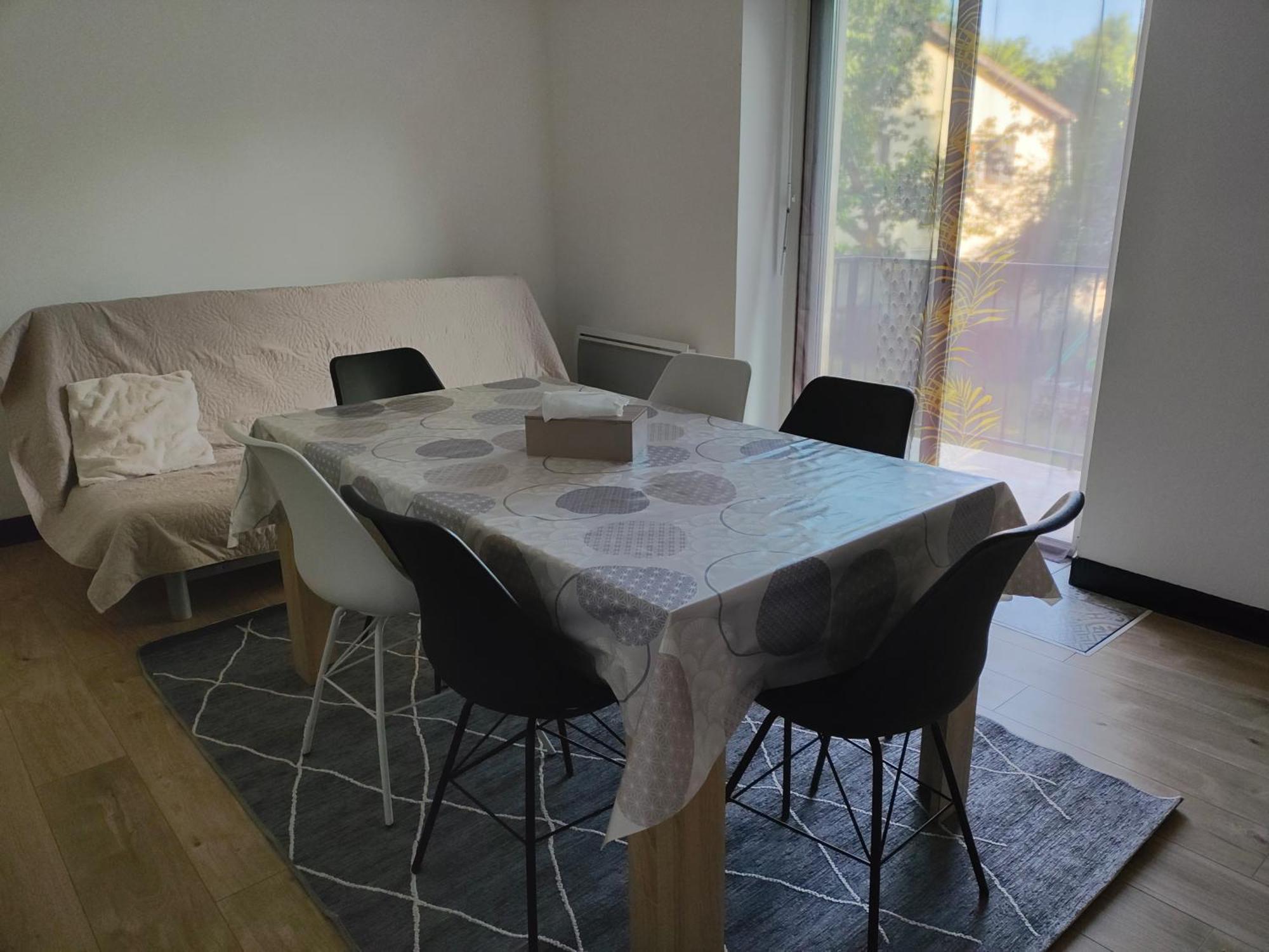 Maison Au Bord Du Lot Hébergement de vacances *